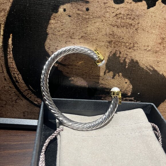 D̲a̲v̲i̲d̲ ̲Y̲u̲r̲m̲a̲n̲ Cable Classics Bracelet with Pearl & 14k Gold 7mm - Picture 5 of 5